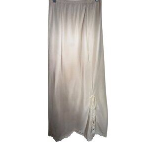 Vintage Saks 5th Ave Beige Nylon long Slip With Lace Hem & Side Detail Medium‎